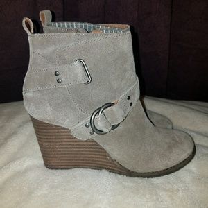 Lucky Brand Ankle Wedge Boots size 6